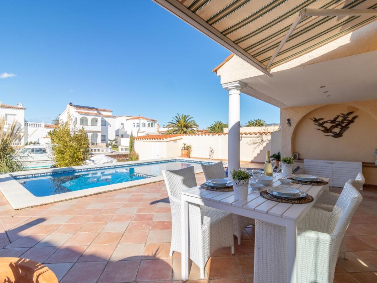 Holiday Home Bonica By Interhome Empuriabrava Exterior foto
