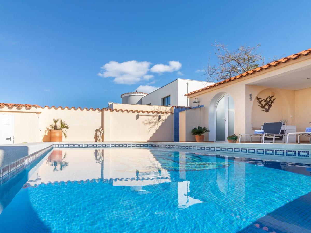 Holiday Home Bonica By Interhome Empuriabrava Exterior foto